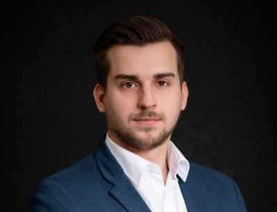 PIOTR<br />
DOLIPSKI